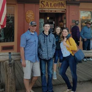 Meet your Posher, Bri